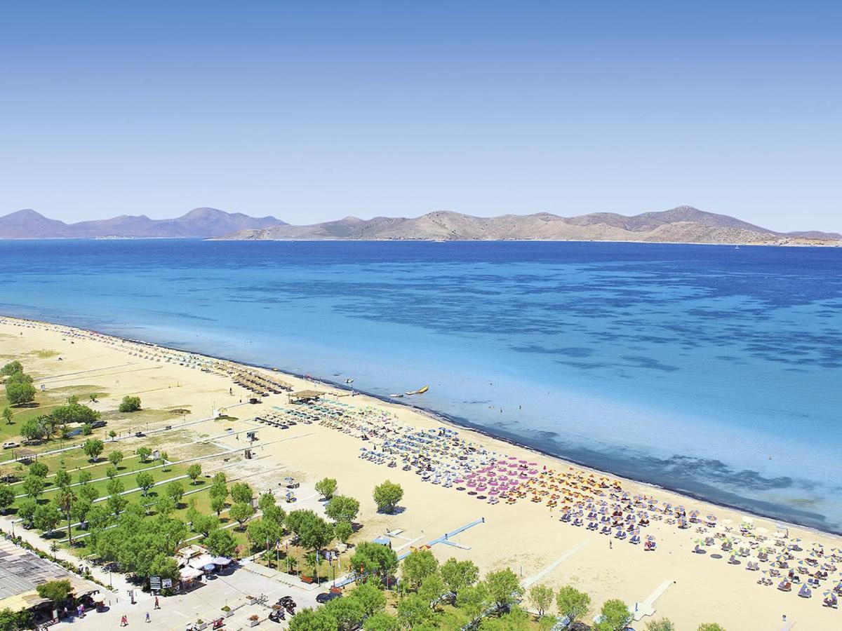 Tigaki Beach Hotel Exterior photo